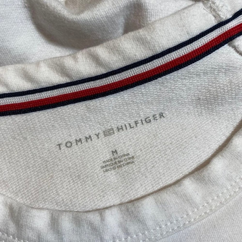 Tommy Hilfiger logo White Crewneck Sweater Tops - Picture 8 of 9